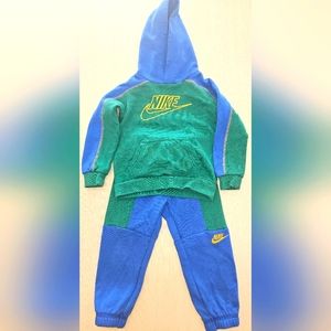 Toddler boy Nike set